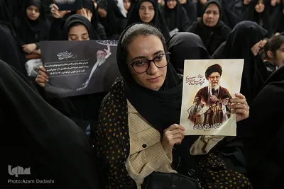 تجمع حماسی بانوان قزوینی در سوگ رهبر شهید