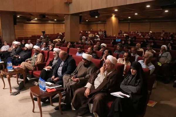سومین نشست سراسری مدیران گروه معارف اسلامی دانشگاه آزاد برگزار شد