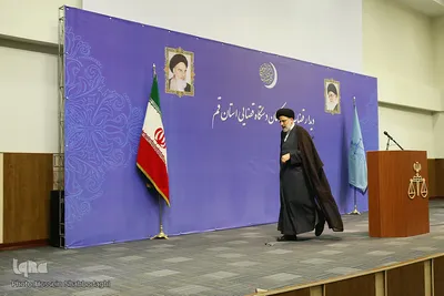 دیدار قضات و کارکنان دستگاه قضایی قم با رئیس قوه قضاییه