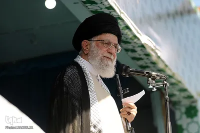 حضرت آیت‌الله العظمی خامنه‌ای، رهبر معظم انقلاب اسلامی