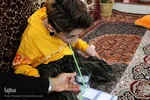 درس عشق معلم فداکار به دانش آموز کم توان جسمی