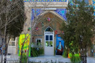 گلباران حجره طلبگی امام خمینی(ره) در اراک