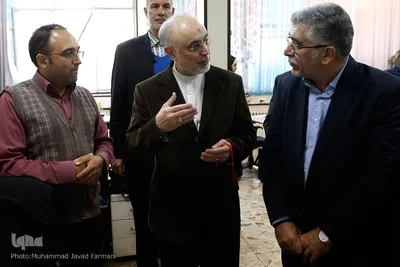 بازدید علی‌اکبر صالحی، معاون رئیس‌جمهور و رئیس سازمان انرژی اتمی کشور از ایکنا