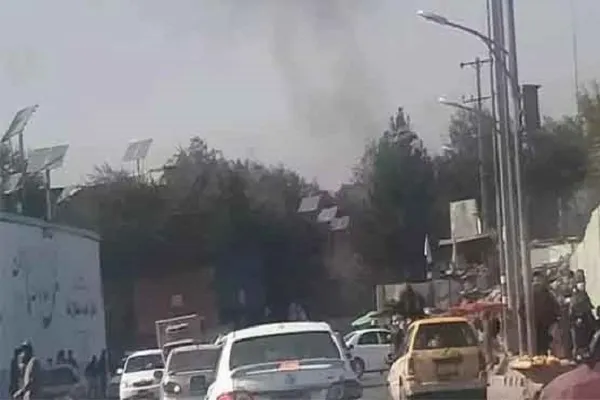 په کابل کې دووچاودنو بیاپه روغتون کې په لسګونو کسان په وینوکې ولمبول
