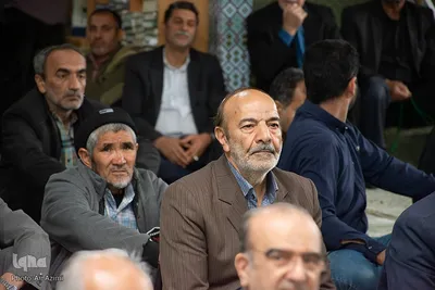 کرسی تلاوت قرآن یادبود سردار شهید زاهدی در اصفهان