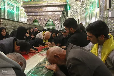 مراسم وداع با پیکر شهید معصومه کرباسی در حرم شاهچراغ