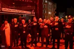 حضور امام جمعه ماکو در جمع عزاداران و اهدای چفیه به آنها‎