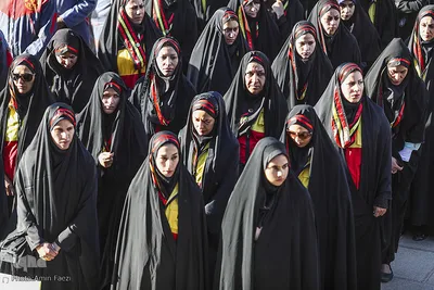 صبحگاه مشترک آتش‌نشانان شيراز در حرم شاهچراغ(ع)