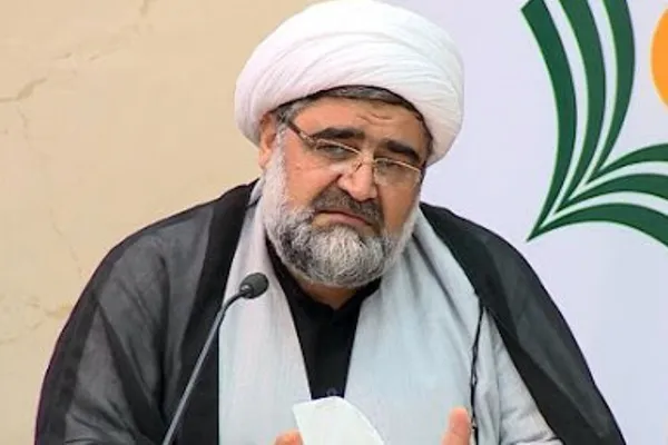 لزوم تبیین حکمت ادعیه برای مردم/ ماجرای پیاده رفتن شاه عباس به حرم امام رضا(ع) در مفاتیح‌ + فیلم