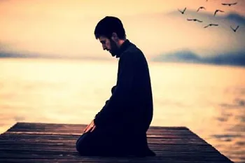 شرط تأثیر نماز، «اقامه» آن در جامعه است