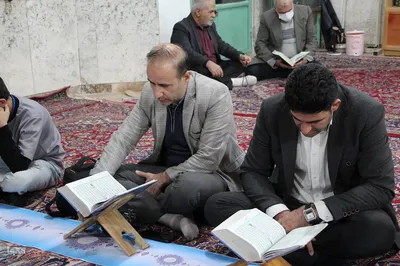 محفل انس با قرآن کریم در ملایر