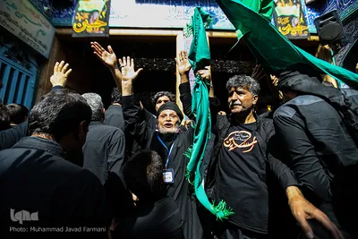 عزاداری ظهر عاشورا در تهران 