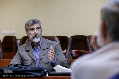 نشست بررسی تعیین راهبردهای ارتقاء آموزش عمومی قرآن کریم