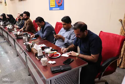 نشست فرمانده سپاه عاشورا با اصحاب رسانه‎