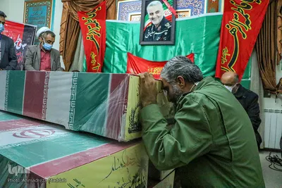 ورود پیکرهای مطهر ۹ تن از شهدای دوران دفاع مقدس به شیراز‎‎