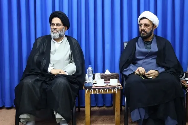 دیدار نماینده ولی فقیه در مازندران با مسئولان جامعة المصطفی