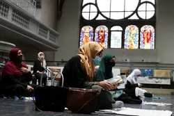 Ang Diskriminasyon Laban sa Muslim na mga Mag-aaral ay Laganap sa Alemanya