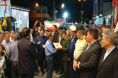 بازگشت اسرا
