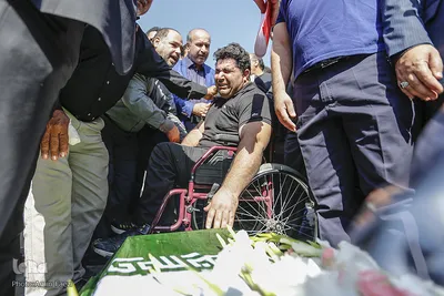 تشييع و خاكسپاري پيكر جانباز قهرمان بهمن گلبارنژاد