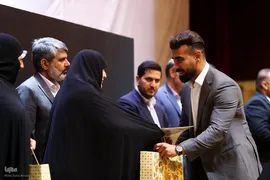 گزارش مراسم بزرگداشت آیت الله اشرفی اصفهانی و تشییع پیکر پاک شهید گمنام