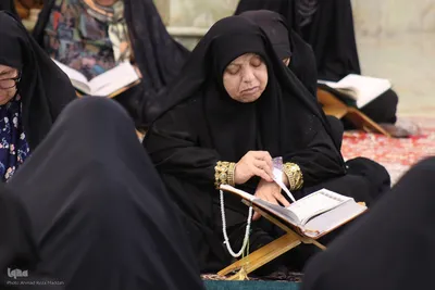 مراسم جزء خوانی قرآن کریم در حرم شاهچراغ(ع)
