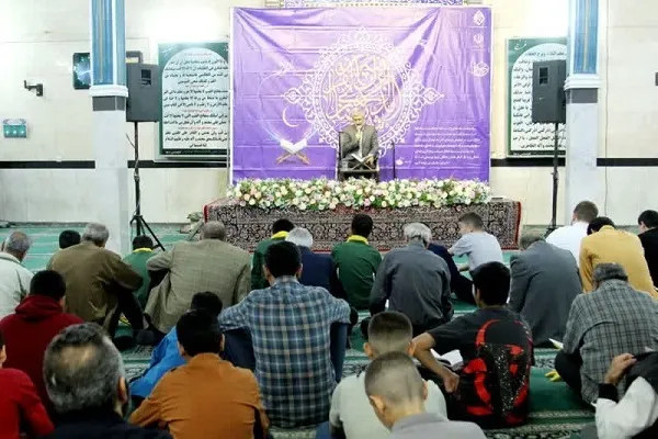 تصاویری از کرسی‌های تلاوت اسلامشهر
