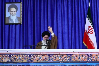 حضور و سخنرانی رهبر انقلاب در دانشگاه فرهنگیان