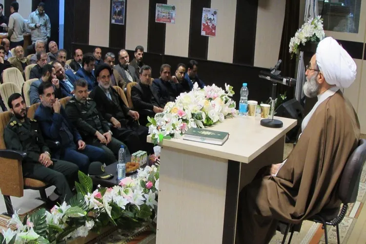 انقلاب اسلامی بانوان را وارد عرصه حیات سیاسی و اجتماعی کرده است