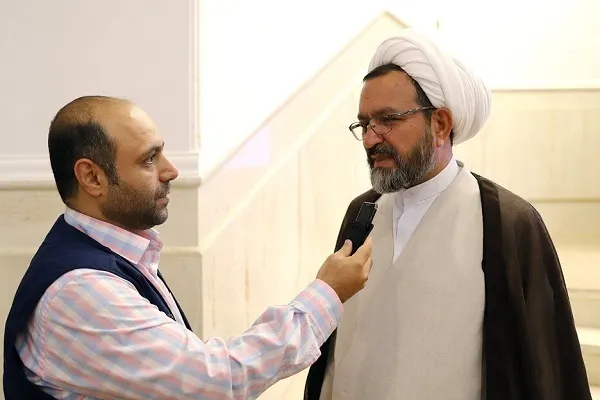 فعالیت تربیتی طلاب براساس قرآن و سنت در مدارس آموزش و پرورش