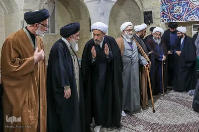 اجتماع بزرگ طلاب و روحانیون شیراز در پاسداشت شهدای مقاومت