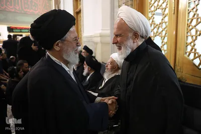 مراسم گرامیداشت رهبر شهید از سوی آیت‌الله مکارم شیرازی
