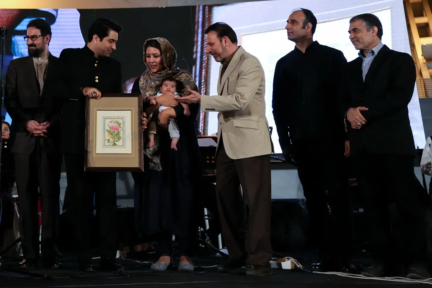 معتمدی: برگزاری کنسرت برای مردم در فضای باز هیچ خطری ندارد