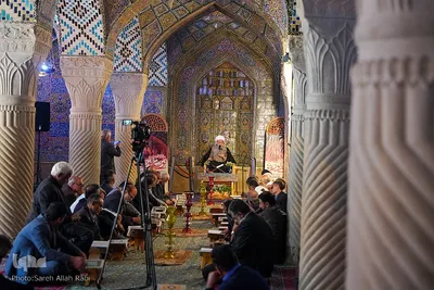 محفل قرآن کریم در مسجد نصیرالملک شیراز
