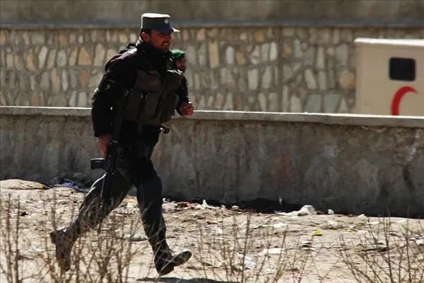 Afganistan'da Taliban ile çatışmada 9 polis öldü