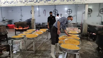 ضیافت کریمانه و مراسم شب قدر در هیأت ابوالفضلی بیرجند