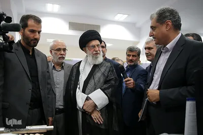 بازدید رهبر انقلاب از نمایشگاه شرکت‌های دانش‌بنیان و فناوری‌های برتر (ایران ساخت)