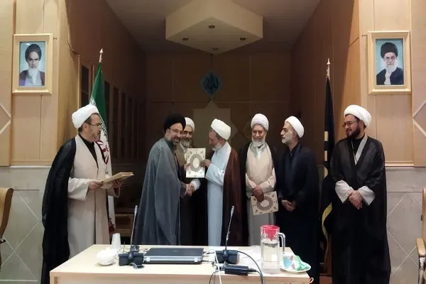 تقدیر از دست‌اندرکاران نشریات حائز رتبه الف مجتمع قرآن و حدیث