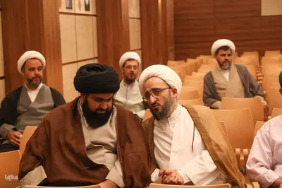 آیین رونمایی از کتاب «برای حق» در یزد‎
