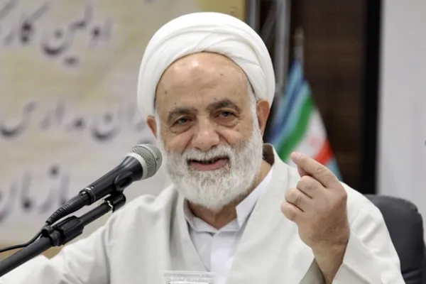 آیا دین را سرمایه‌داران برای فریب فقرا ساخته‌اند؟