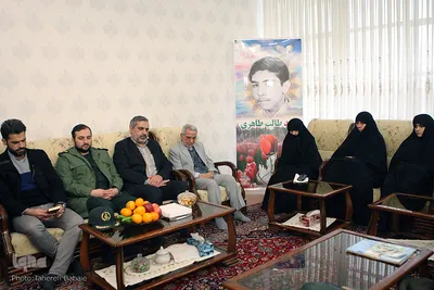 دیدار نمایندگان جامعه قرآنی با خانواده شهید طالب طاهری