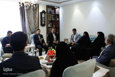 دیدار نمایندگان جامعه قرآنی با خانواده شهید «شهید احمد انصاری»

