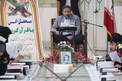 دهمین محفل انس با قرآن طرح شهید محمودی در ملایر