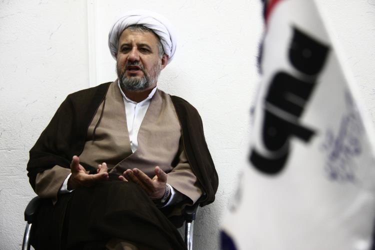حجت الاسلام همزبان، استاد حوزه و دانشگاه