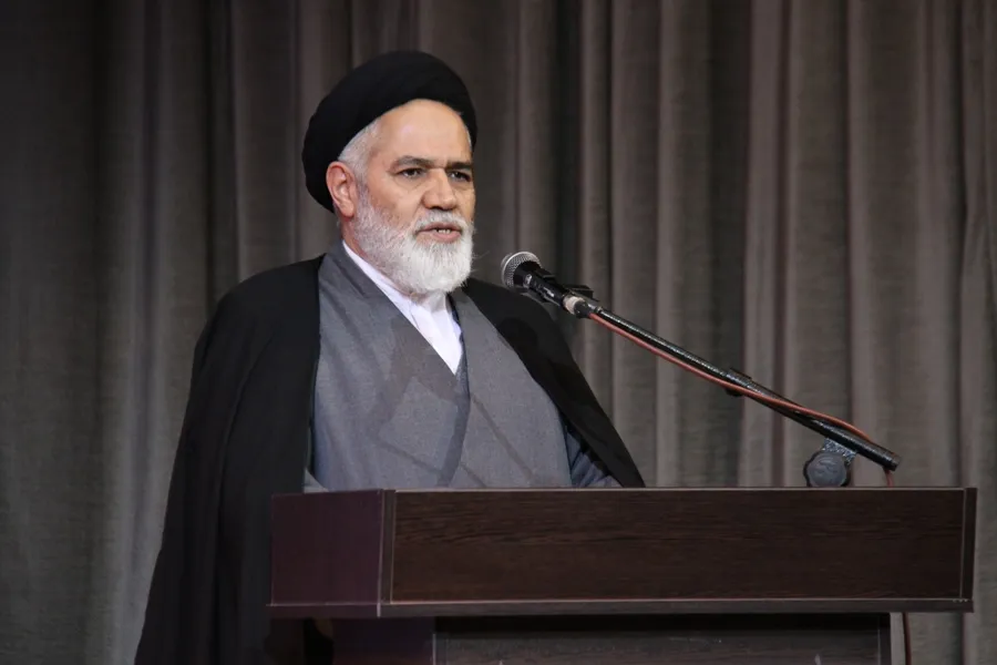‌قرآن‌خوانی و قرآن‌دانی جدای از قرآنی‌بودن است