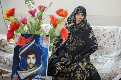 دیدار جامعه قرآنی با خانواده شهید سید جواد محمودی