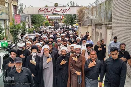 دسته عزاداری طلاب و روحانيون شیراز در سومين روز شهادت امام حسین(ع)
