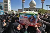 آیین وداع و تشییع پیکرهای مطهر ۱۱ شهید جنگ رمضان در شیراز