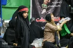 آماده‌سازی لباس همایش جهانی شیرخوارگان حسینی