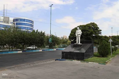 شهریار ایران 
تبریز،بزرگراه استاد شهریار 
