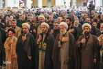 نماز ظهر عاشورا در شبستان امام خمینی(ره)‎ حرم شاهچراغ(ع)